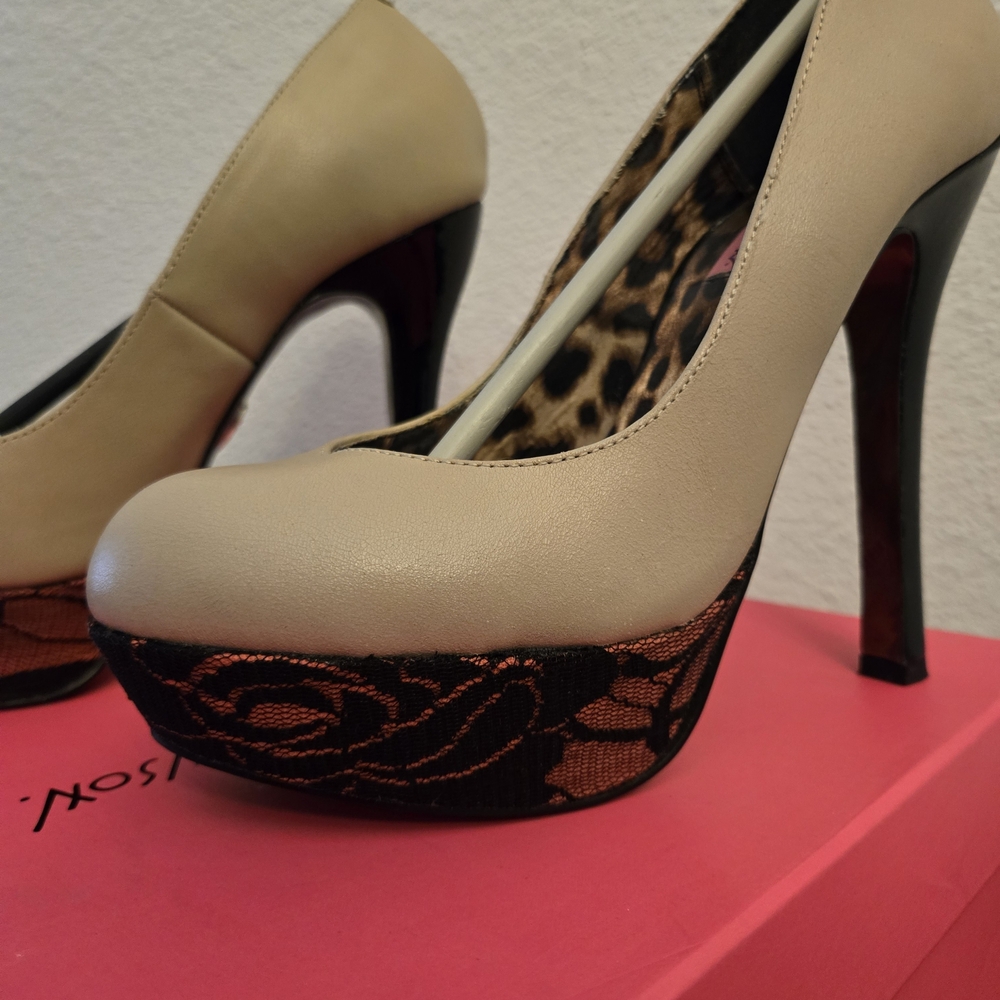 Elegant Beige High Heels with Black Lace Detail